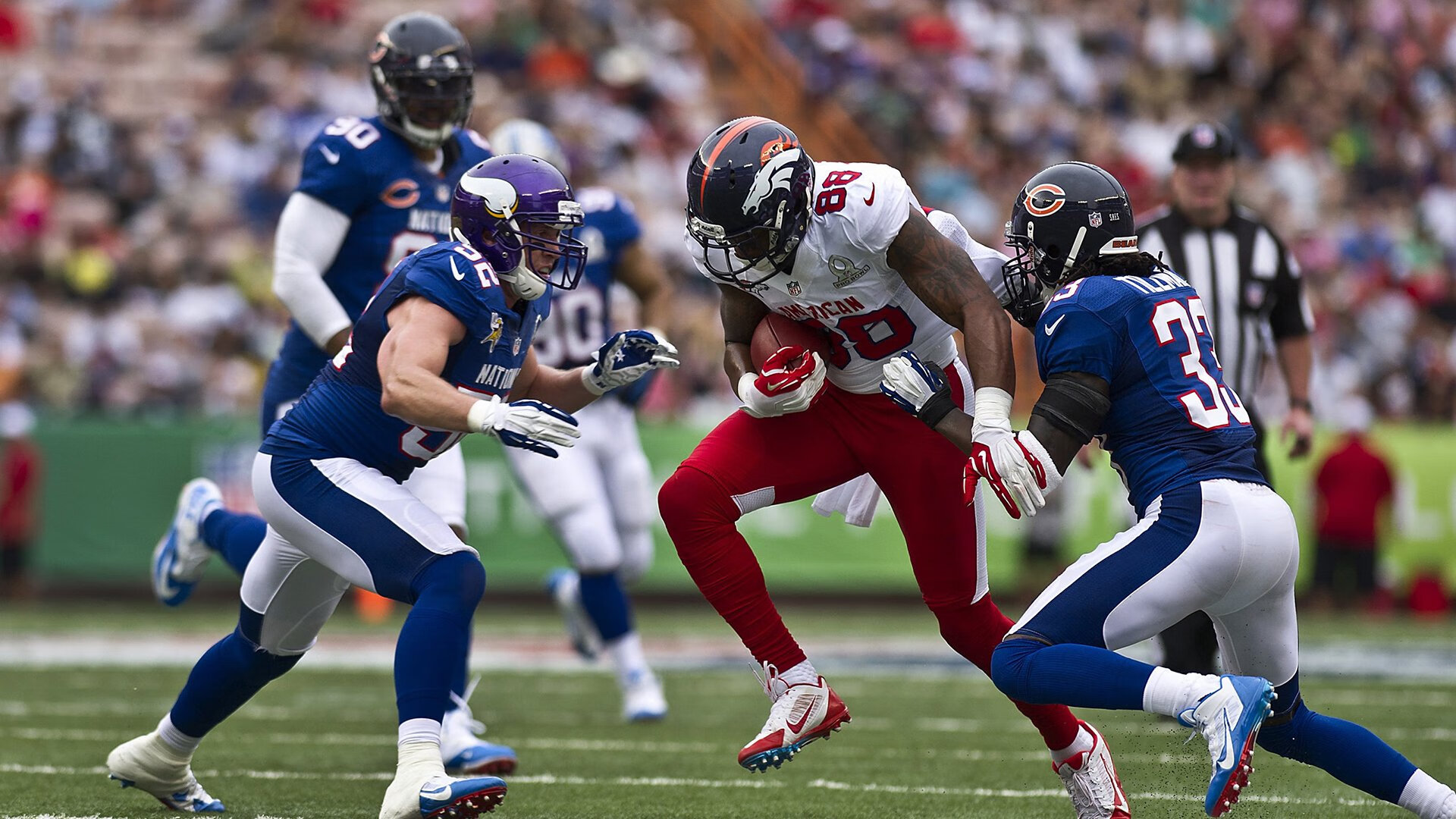 关键封盖：李磊最后一刻封阻上海队的必杀投篮！，李磊 球员